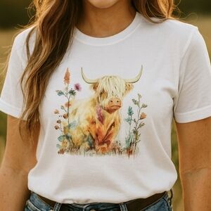 Highland Cow Floral Tee • Western Boho Cow Shirt • Country Graphic Tee
